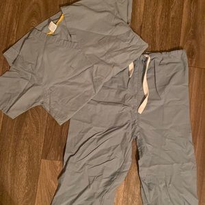 Medline scrub set size small